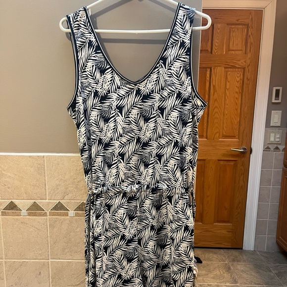 Max Studio Romper - Picture 2 of 3